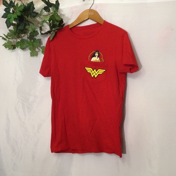 Wonder Woman sleep/lounging set S 4/6 - Picture 3 of 10